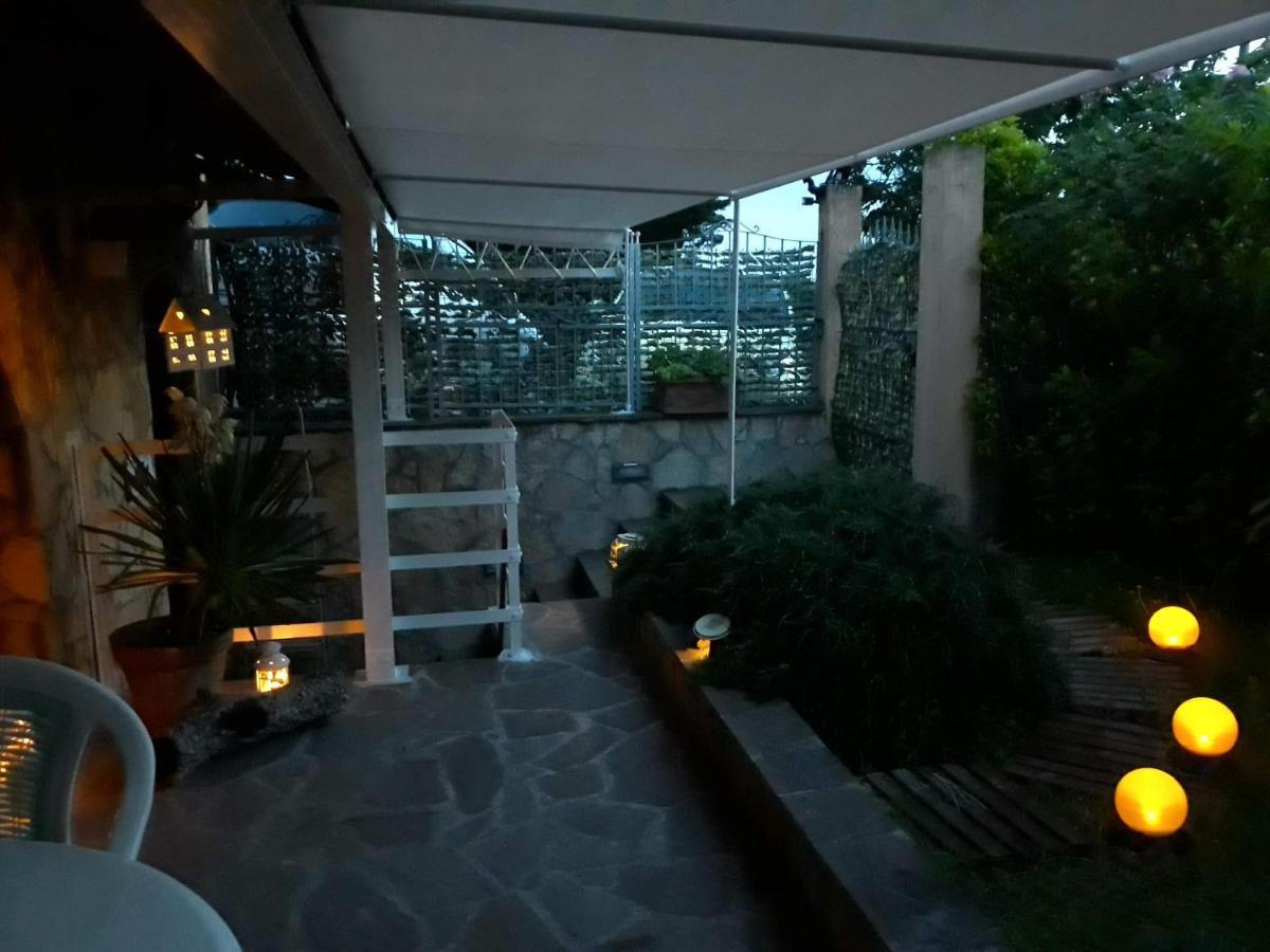 Casa In Collina "La Farfalla" リパルベッラ エクステリア 写真